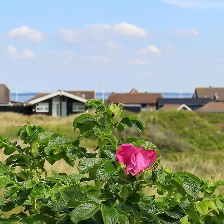 Ferienhaus Holiday Ii *
